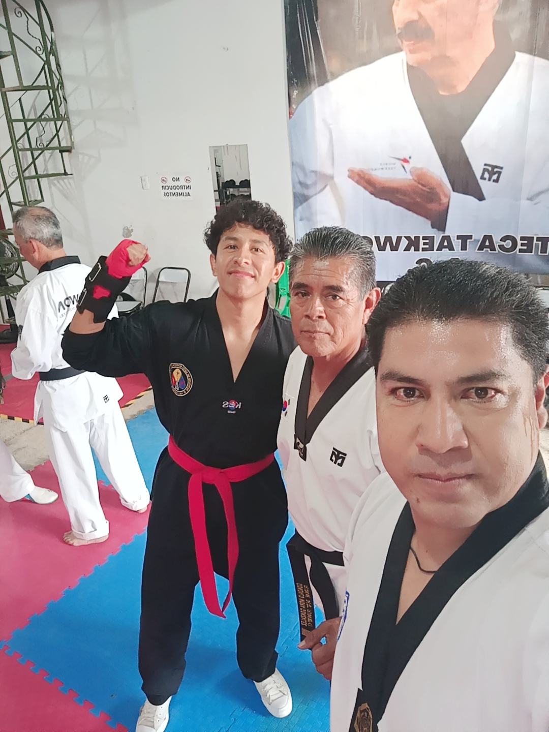 SNOW_20231203_145743_912